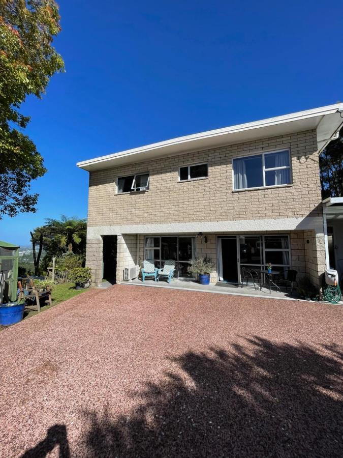 Swanson-Waitakere Stay In Scenic Sunrise オークランド エクステリア 写真
