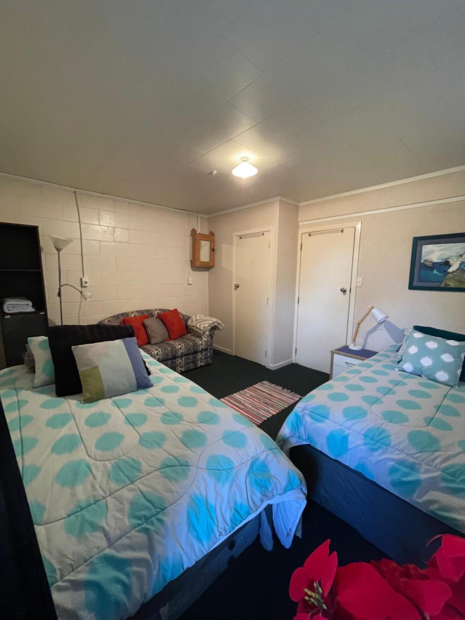 Swanson-Waitakere Stay In Scenic Sunrise オークランド エクステリア 写真